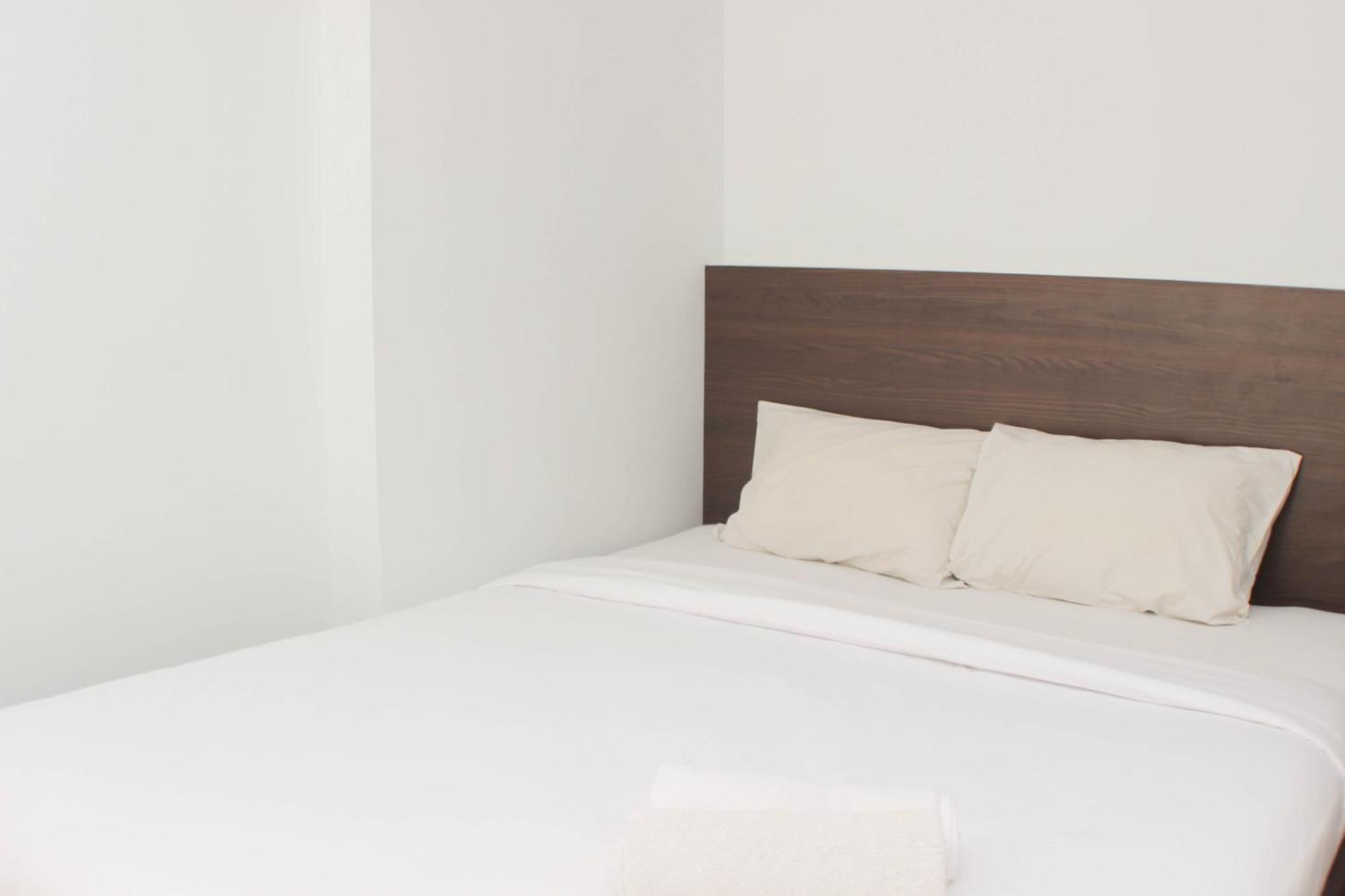 Homey And Minimalist 2br At Patraland Urbano By Travelio Apartemen