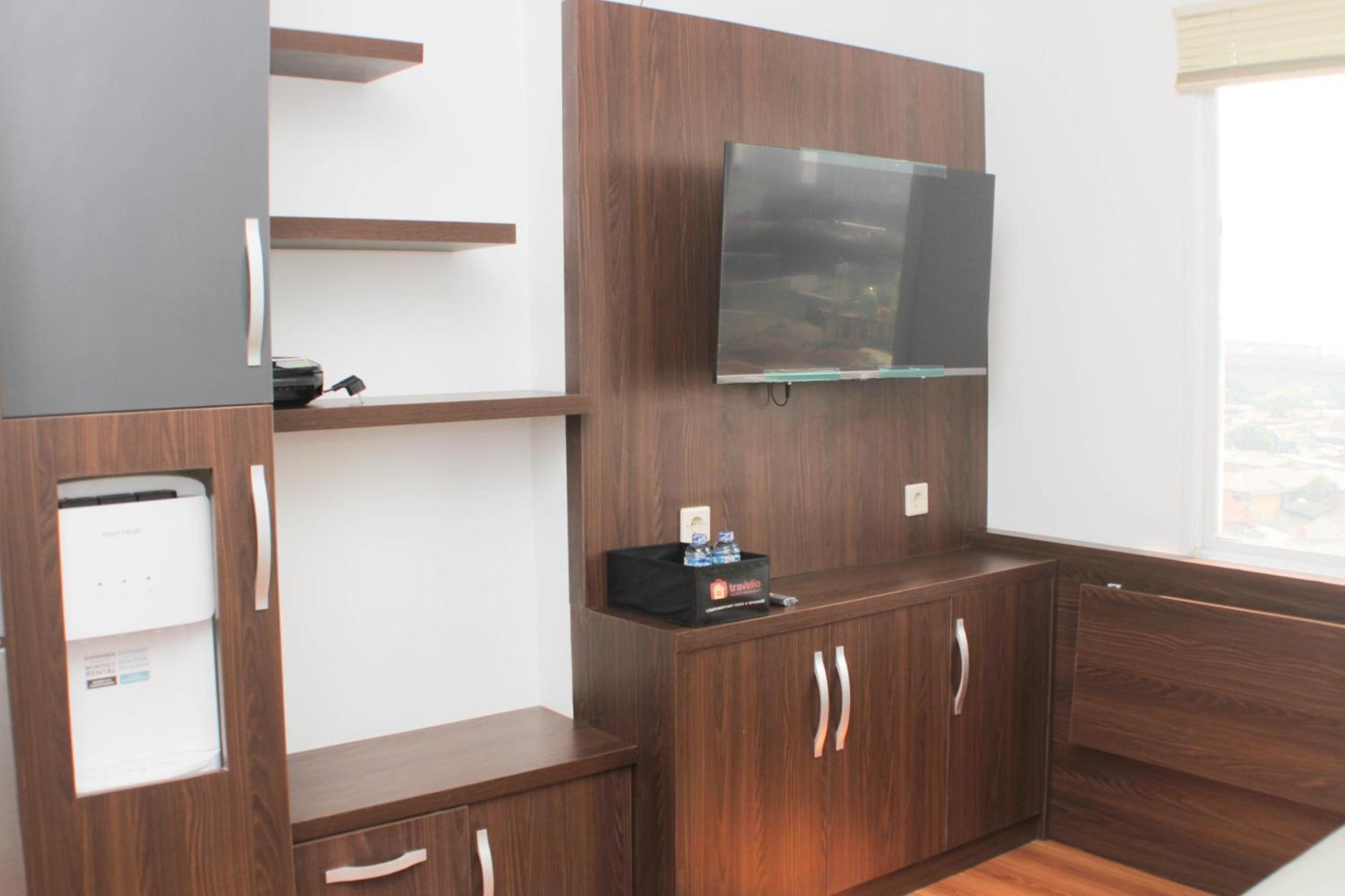 Apartemen Homey And Minimalist 2br At Patraland Urbano By Travelio *