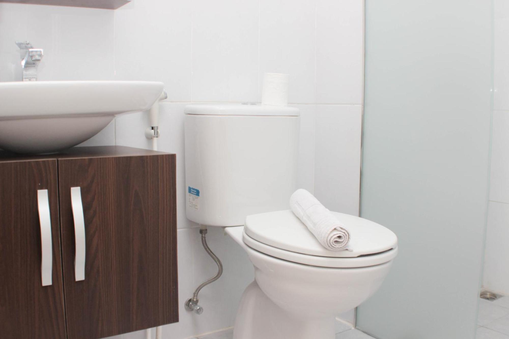 Homey And Minimalist 2br At Patraland Urbano By Travelio * Bekasi